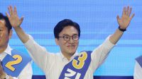 <b>김민석, 수도권 초접전 승리…당권 '성큼'</b>