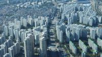 '삼시세끼에 골프치고, 수영·영화까지'...남의 밥값 왜 내냐