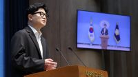 <b>與 ‘김승원 표적수사론’ 일자…한동훈 “듣보잡을 왜 표적수사하나”</b>