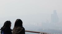 <b>낮 최고 21도 완연한 봄 날씨…수도권 등 미세먼지 '나쁨'</b>