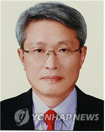 문 대통령, 국민권익위원회 부위원장에 이정희 전 한전 감사위원 내정(서울=연합뉴스) 문재인 대통령은 20일 새 국민권익위원회 부위원장에 이정희 전 한국전력공사 상임감사위원을 내정했다.  [청와대 제공. 재판매 및 DB 금지] jjaeck9@yna.co.kr