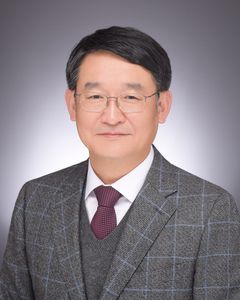 강진섭 한국표준과학연구원 책임연구원(한국전자파학회 명예회장)