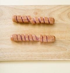 3. 손으로 잡아 당겨 길이를 늘인다.