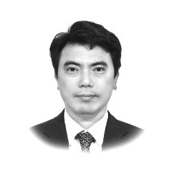 한국개발연구원 경제교육·정보센터 송인호 소장