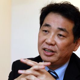 아야톨라 알리 하메네이 이란 최고지도자(왼쪽)과 도널드 트럼프 미국 대통령. AFP=연합뉴스