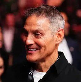 [서울=뉴스핌]이영란 미술전문기자=엔데버의 전 최고경영자였던 할리우드의 억만장자 아리 엠마뉴엘. 최근 2억달러에 프리즈를 매입했다. 2025.05.06 art29@newspim.com