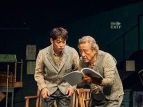 ‘96% 점유율 흥행’…연극 ‘고도를 기다리며를 기다리며’ 16일 피날레 / 사진=파크컴퍼니