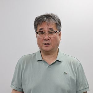 전종우 단국대 미디어커뮤니케이션학부 교수                                    유영석 레인보우커뮤니케이션 대표