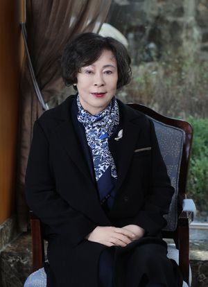 신영자 롯데장학재단 이사장. 사진 | 롯데재단