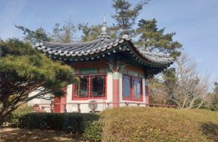 일본 재일 교포들이 만든 오사카 인근 코마 골프장의 한옥 스타일 그늘집. 성호준 기자