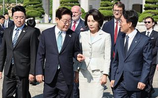 이재명 '지방선거는 경고' 발언 파장…민주 전대 앞두고 계파 해석 분분