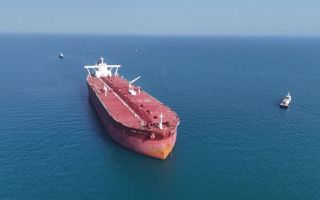 호르무즈 '대혼란'...이란, 유조선 향해 발포까지