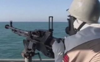 호르무즈 '대혼란'...이란, 유조선 향해 발포까지