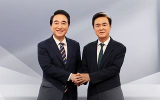 '민심 풍향계' 충남...이번에는 누구 손 들어줄까