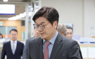 “3년 고생했는데 50만원에 합의 못해…엄벌 내려달라” 쿠팡 퇴직금 체불 혐의 2차 공판