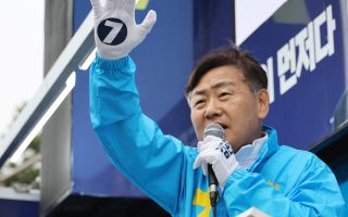 “제명되자 대통령 끌어들여 황당한 궤변”···민주당, 김관영 전북지사 후보에 ‘분노’