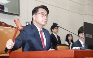 ‘투표용지 부족 사태’ 국정조사 시작…특위 위원장에 윤상현