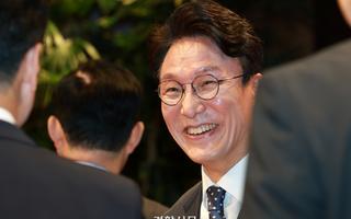 김민석·정청래 ‘이 대통령 쟁탈전’…김 “뒷받침은 내가”, 김 “지킬 사람은 나”