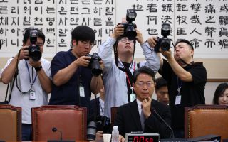 서울경찰청장 “김승원 의혹 수사는 시작했다…기록은 재판 중이라 다 받지 못해”