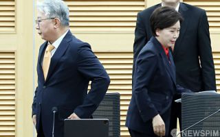 이석하는 양향자 국민의힘 경기도지사 후보