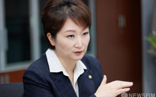 이언주 "'정청래 암살단' 관련설은 완전한 날조...허위사실 유포 강력 대응"