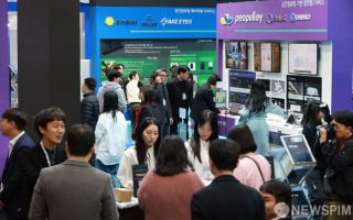 "스마트글래스가 다음 스마트폰"…가상융합산업대전 3일 열전 마침표
