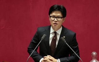 경찰 '한동훈 당원게시판 사건' 수사 재개...게시판 관리자 조사