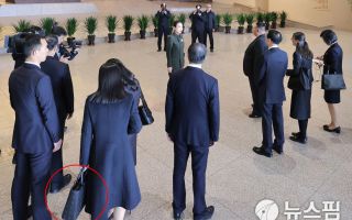 김정은 단둥 행차에 명품백 들고 나타난 김여정·최선희