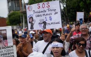 베네수 시위대 "도와줘요 트럼프 대통령"