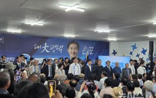 조국 "평택서 이겨 민주당과 통합 논의 주도할 것…검찰개혁도 완수"