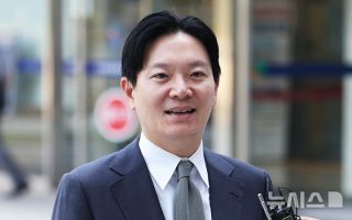 박상용 검사, 이화영 국참 출석…"술 허용 안 되는 일, 불가능"