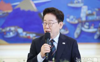 이 대통령, ‘연임 불출마 선언’ 요구에 "도둑질 안 하겠다 말하라는 격"
