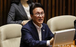 김민석, 조국 "'코끼리 생각하지마' 모르나" 지적에 "탄핵 시도 세력 망한 게 교훈"