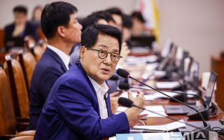 박지원 "조희대, 제2의 윤석열…대통령으로 나오려 할지도"