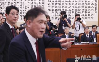 ①올해도 '맹탕 국감'…잦은 파행, 정책 검증 대신 정치 공방만