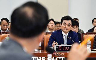 안규백 "탈영 의혹 부끄럼 없다…北 핵무기 80~120개 추정"