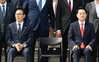 민주 36.1%·국힘 42.1%…20대·진보층 이탈에 지지율 역전
