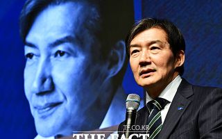 조국 "조희대 재제청 거부는 위헌…李대통령이 매듭지어야"