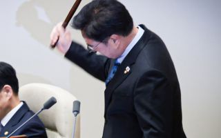 39년만의 개헌, 결국 무산