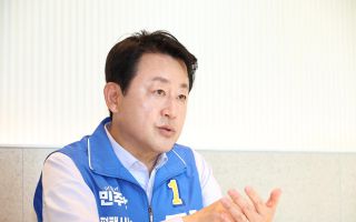 김용남·조국, 같은날 선거사무소 개소식… 범여권 대리전 양상