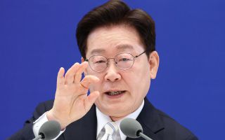 李 “패소 노동자에 소송비 청구, 법 때문에 어쩔수 없어…안타깝다”