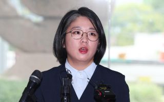 ‘용혜인 가족黨’ 커지는 논란… 당직자 남편 月300만원 받아