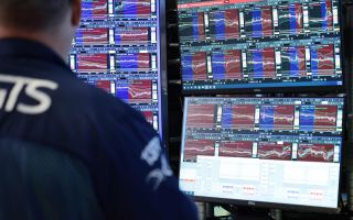 S&amp;P500 최고치 경신&hellip;반도체 급등, 샌디스크 13%&uarr;