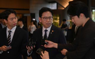 배경훈 부총리 "젠슨 황에 '베라루빈' 우선 공급, GPU 26만장+@ 논의"