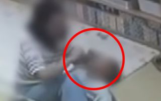 침핀으로 찌르고 입에 테이프…어린이집 교사 학대, 동료들도 방관