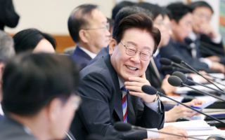 李대통령, 김정관 산업장관 콕 짚어 "매우 훌륭한 협상가"…이유는
