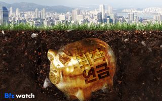 '괜히 바꿨나' 폭락장이 할퀸 DC형 퇴직연금…전문가 조언은