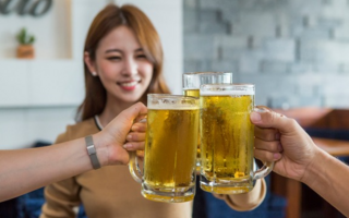 술자리 절대 안 오던 친구가 갑자기 달라졌다…“나도 한잔 줘” 찾는 맥주는