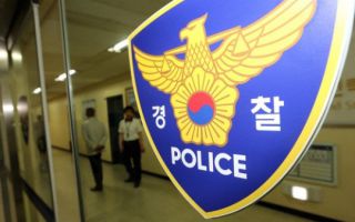 키오스크 ‘쾅쾅’ 깨고 현금 훔친 16살…이유는 “도박 빚 갚으려고”