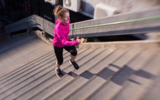 야외 운동 싫다면 ‘계단 오르기’를…심폐기능에 탁월